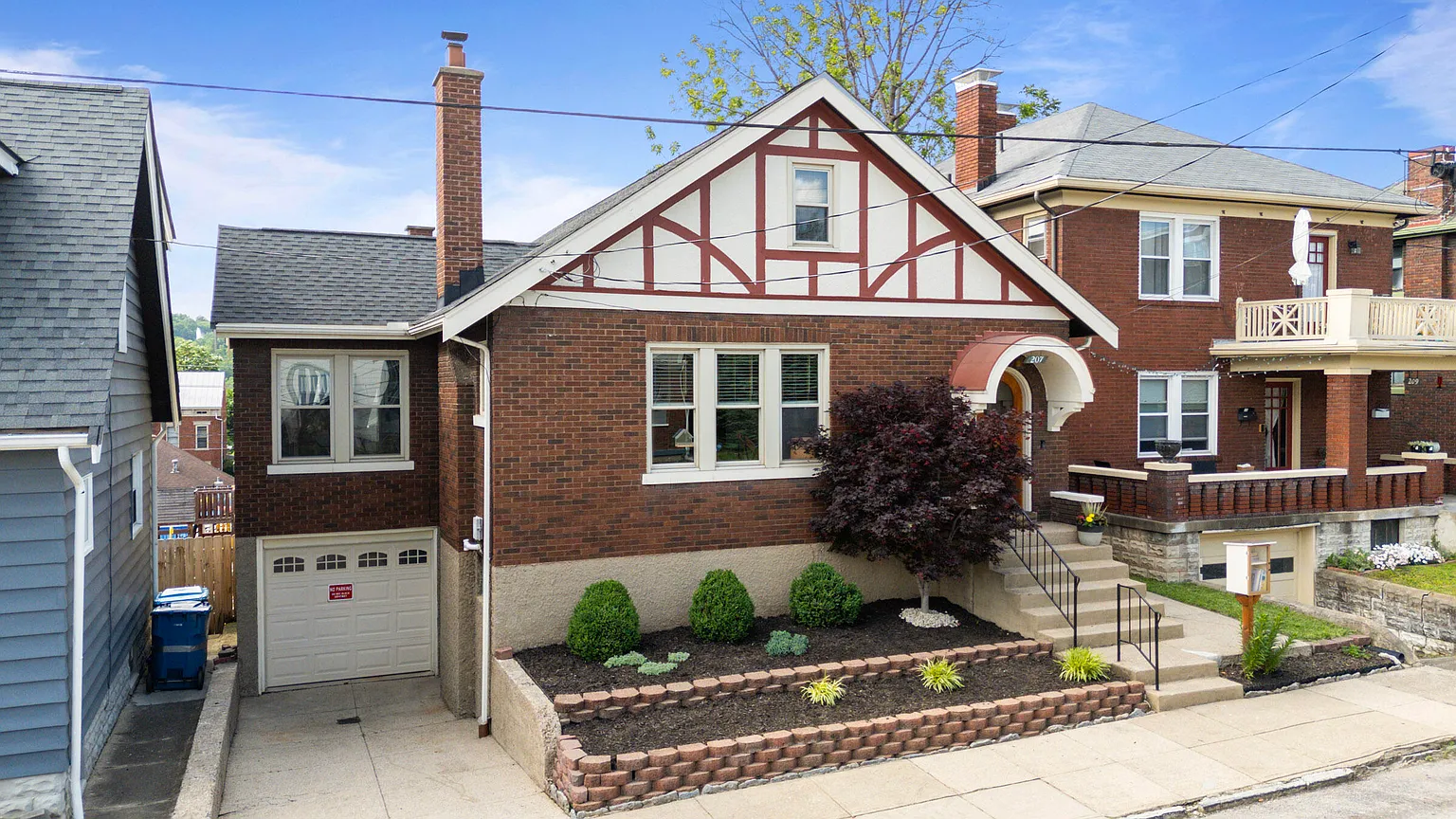 207 Prospect St photo 1