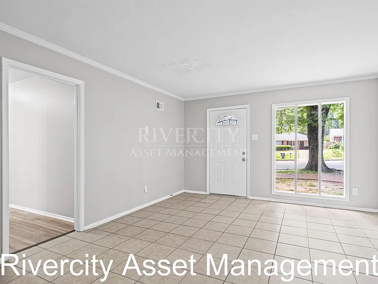 4828 Knight Arnold Rd — Photo 8