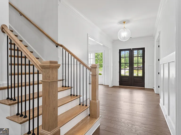 2045 Kent Ct — Photo 17