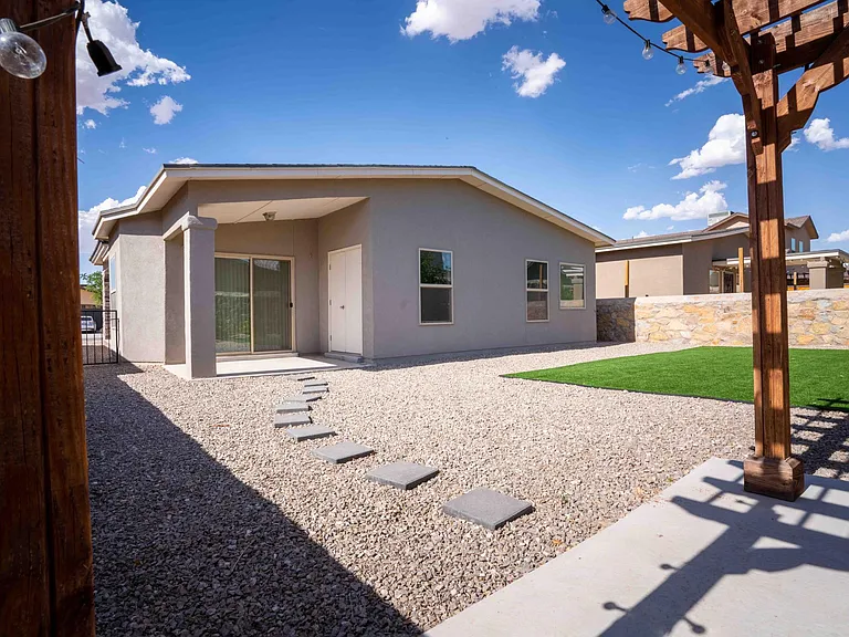 14924 Boer Trail Ave — Photo 33