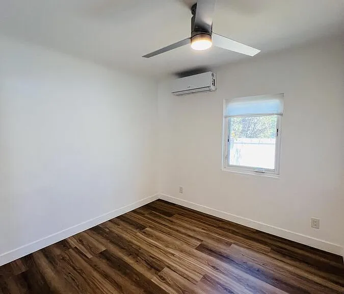 15523 Van Ness Ave — Photo 14