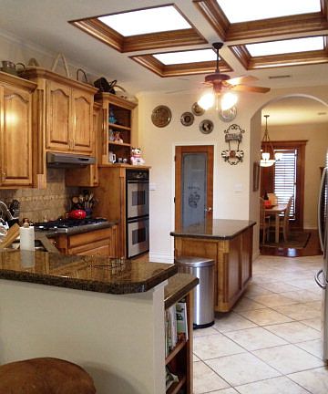 4th image of 1917 Gladewood Dr