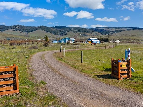 3rd image of 221 Upper Green Canyon Road