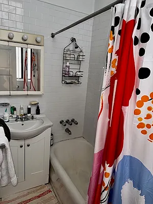 Rented by Ready Group | media 8