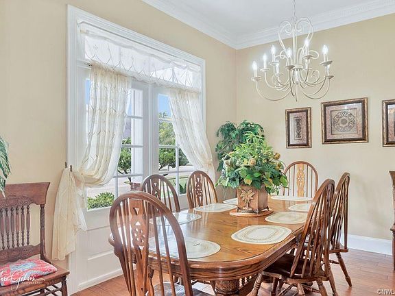 5th image of 111 Woodvale Creek Cir