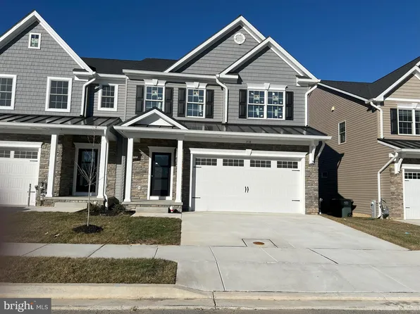 1718 Botanical Ct #25, Sykesville, MD 21784