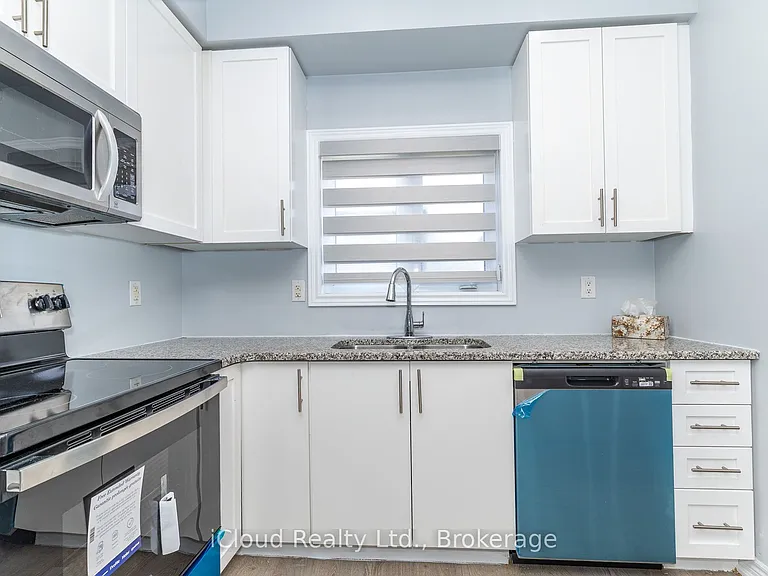 113 Echovalley Dr — Photo 10