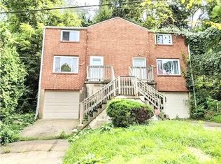 2020 Lindsay Rd, Pittsburgh, PA 15221