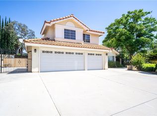 454 Mission Grove Pkwy N, Riverside, CA 92506