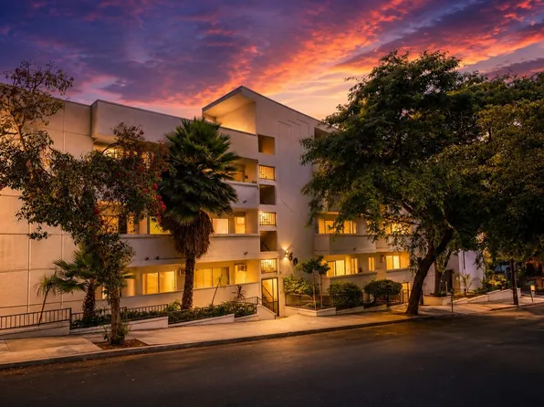 960 Larrabee St APT 124, West Hollywood, CA 90069