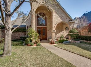 12 Grovenor Ct, Dallas, TX 75225
