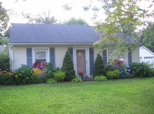 40 Longview Ave, Danbury, CT 06811