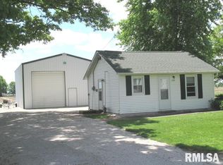 1204 21st Ave, Viola, IL 61486