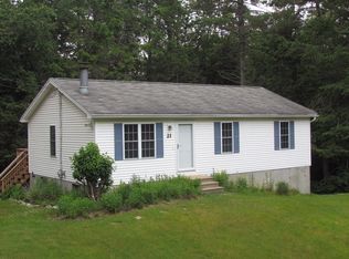21 Mohawk Dr, Hubbardston, MA 01452