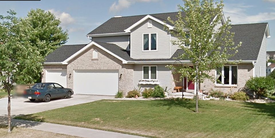 1st image of 8405 Oakmont Dr