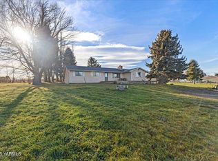 100 Kenyon Ln, Selah, WA 98942