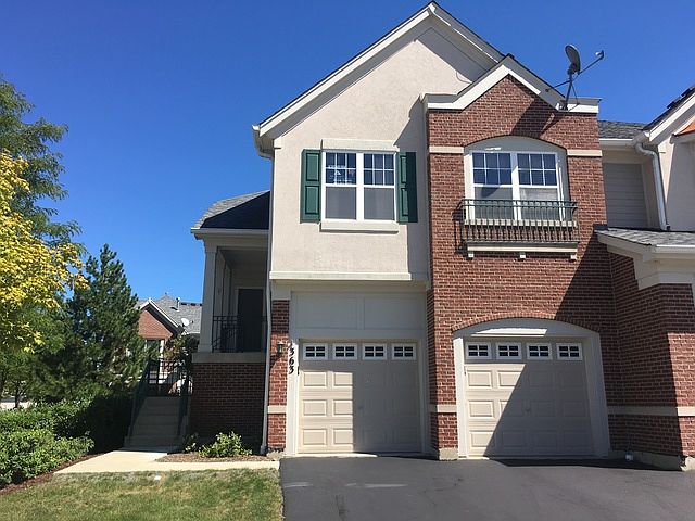 1st image of 363 Pine Lake Cir