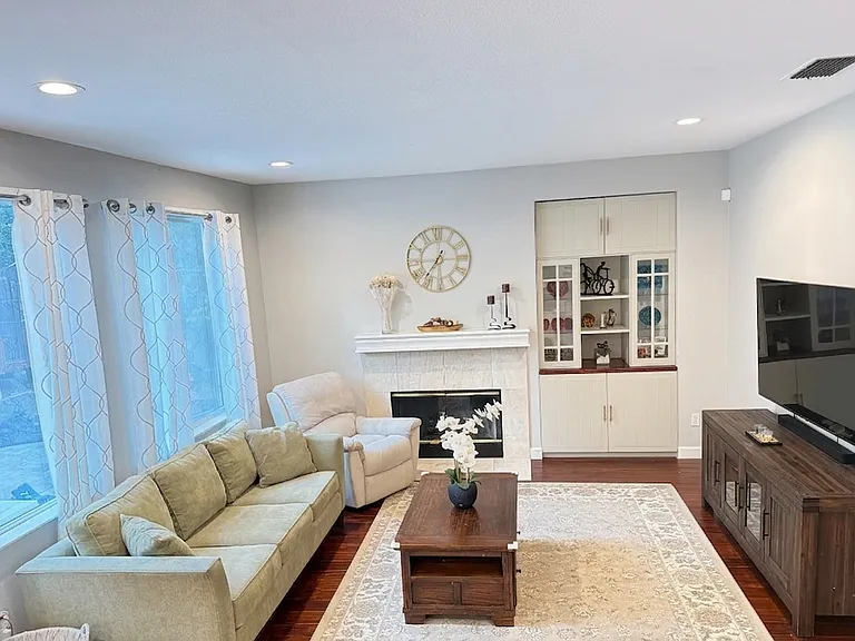 711 Pradera Way — Photo 8