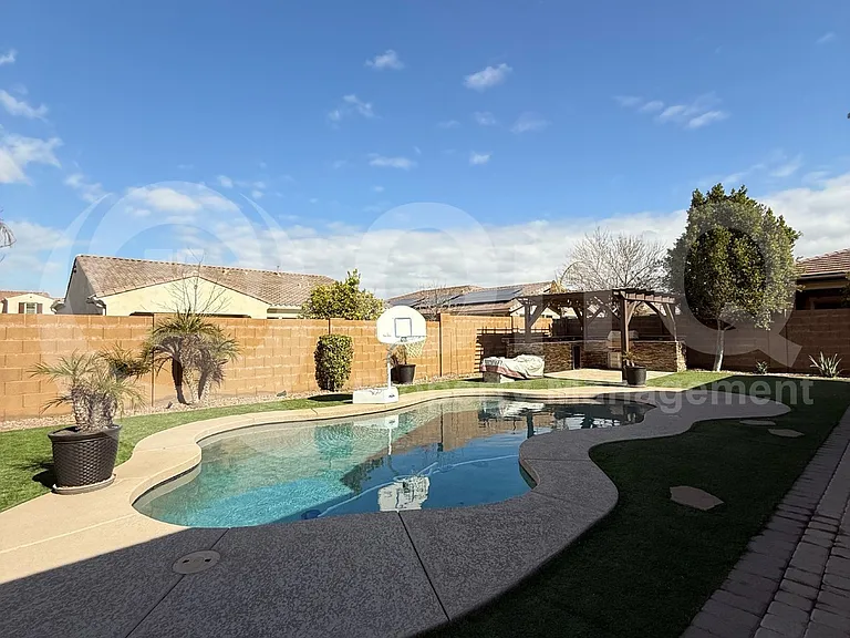 10608 E Lincoln Ave — Photo 33