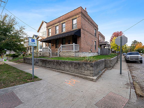 2nd image of 514 W 1st Ave #514