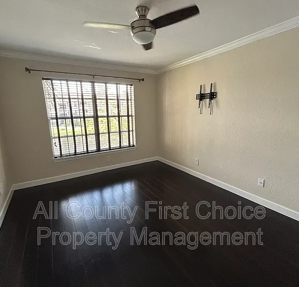 10200 Gandy Blvd #1008 — Photo 9