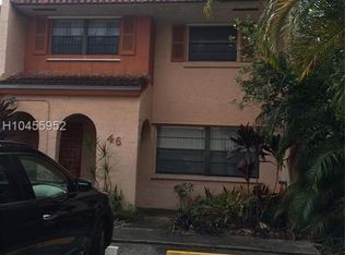 46 Seville Cir, Davie, FL 33324