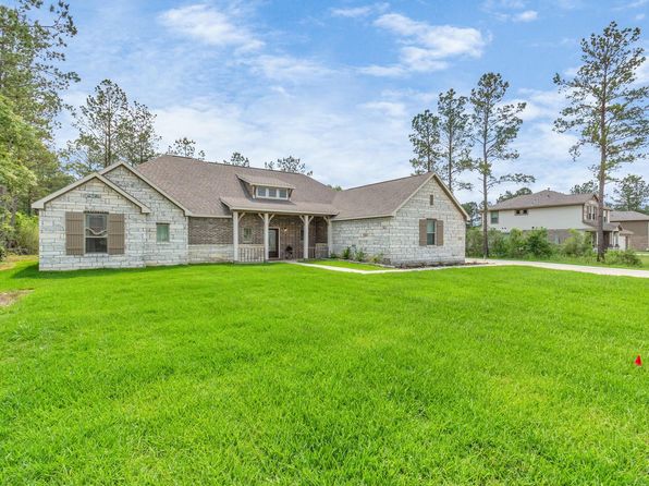9846 Guadalupe St, Conroe, TX 77303