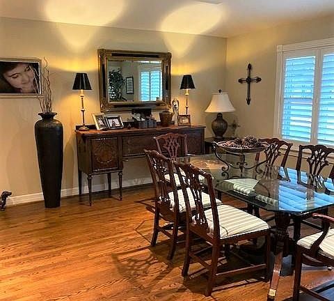 3rd image of 4726 Waycross Dr
