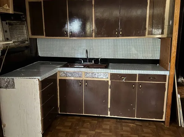 2825 SE 14th St #40, Des Moines, IA 50320