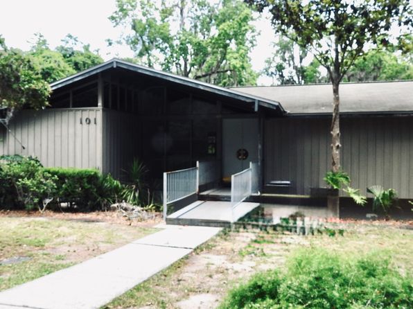 101 SW 23rd Ter