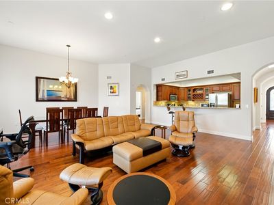 1835 S Barrington Ave PENTHOUSE 2, Los Angeles, CA, 90025