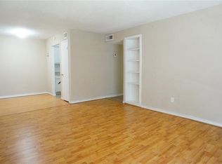 5625 Antoine Dr #712, Houston, TX 77092