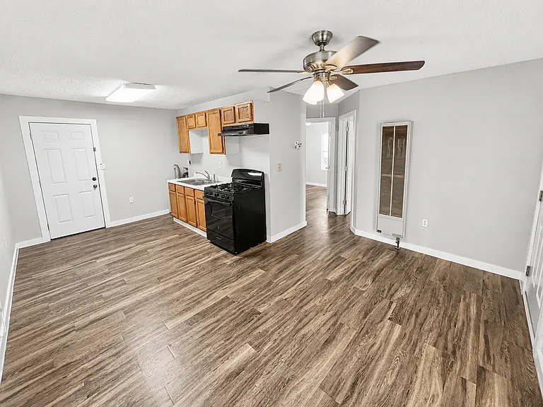 2714 Kavasar Dr — Photo 8
