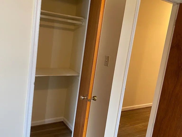 218 Mona Dr — Photo 28