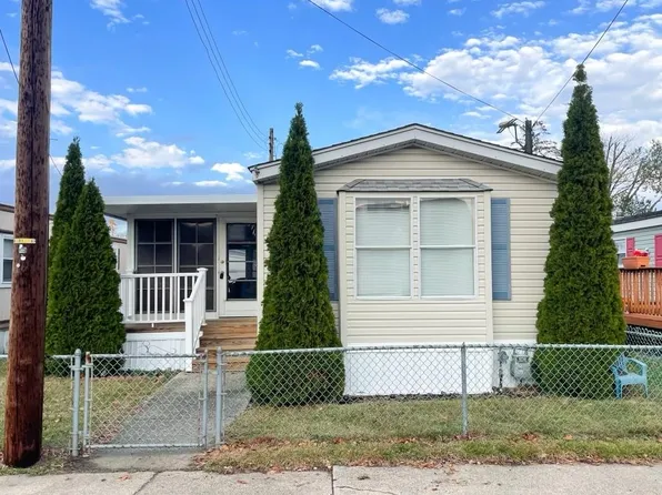 210 Maurice Blvd #Rio, Rio Grande, NJ 08242