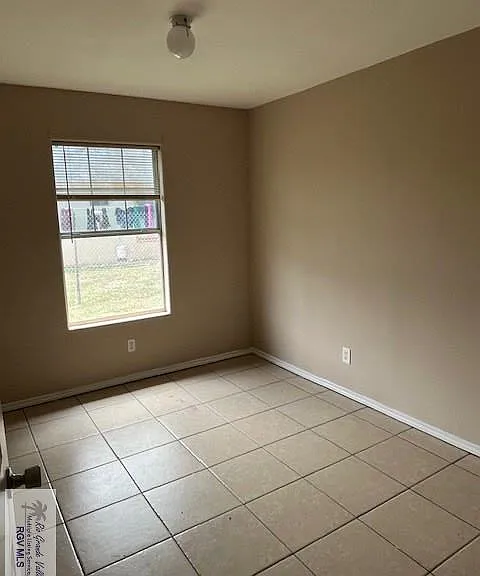 1134 Kelsey Dr #F — Photo 5