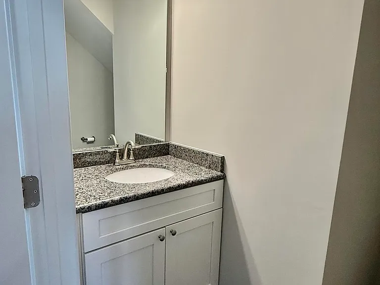 175 S Carlisle St — Photo 11