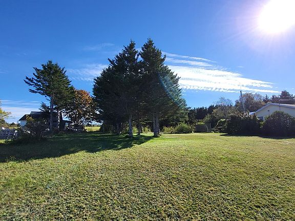 3rd image of Black Rock Rd