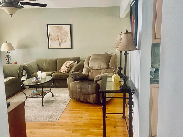 7 Basset Dr — Photo 4