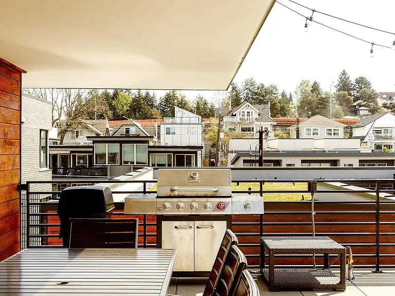 Shelton Eastlake — Photo 16