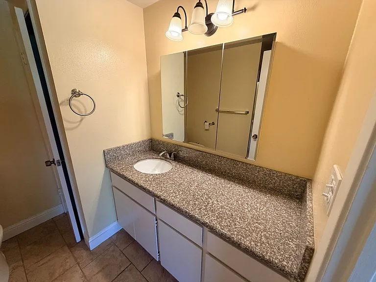35 Kuhl Ct — Photo 18