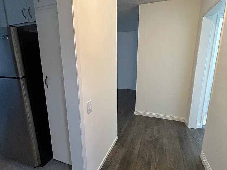 1333 S Bundy Dr #9 — Photo 18