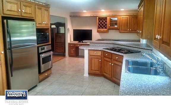 Spacious Kitchen