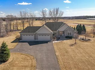 15746 Saint Andrews Ln, Anoka, MN 55303