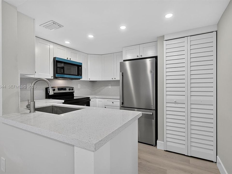 1st image of 10080 NW 9th Street Cir APT 204