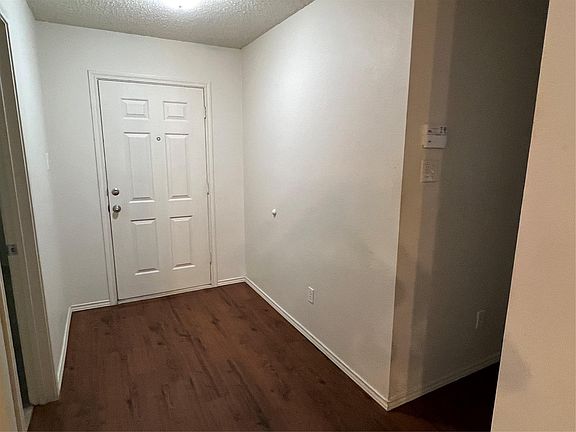 2nd image of 16517 Jasmine Springs Dr