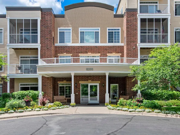 8200 33rd St W #223, Saint Louis Park, MN 55426