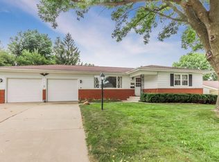 2800 Southland St SW, Cedar Rapids, IA 52404