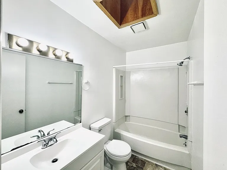 202 Finley Forest Dr #1 — Photo 13