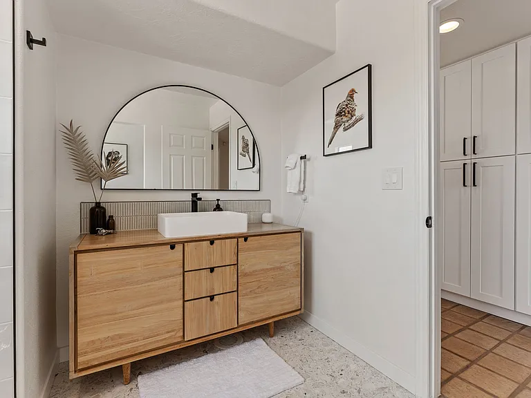 1411 W Sandhill Cir — Photo 37